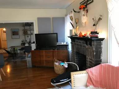 Main picture of 6833 Dartmouth St