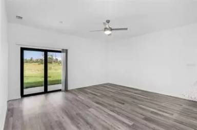 Main picture of 5043 Centennial Blvd