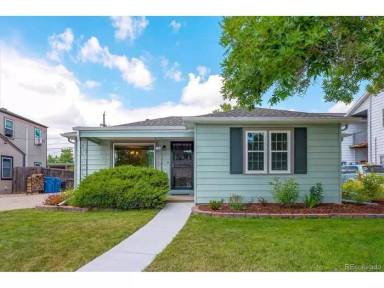 Main picture of 2415 Newland St