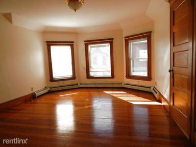 Main picture of 27 Emery St
