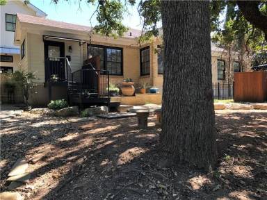 Main picture of 2920 Windsor Rd
