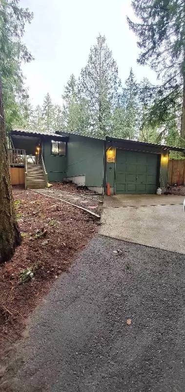 Main picture of 17906 Clear Lake Blvd SE