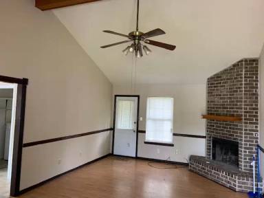 Main picture of 9250 Maplewood Dr