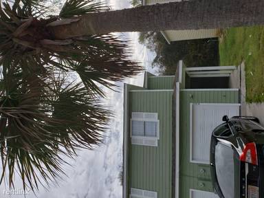 Main picture of 684 Layton Dr