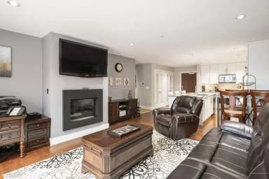 Main picture of 7 Maple St