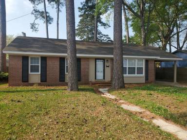 Main picture of 1410 Eisenhower St