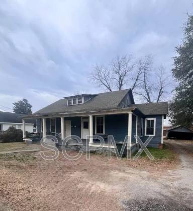 Main picture of 1529 Henley St