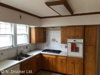 Main picture of 212 Kensington Pl