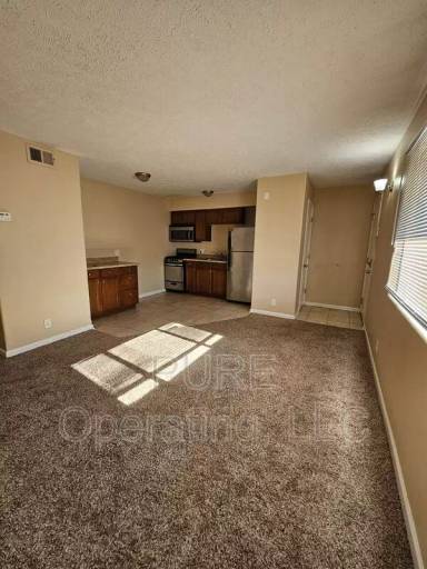 Main picture of 540 S 30th St