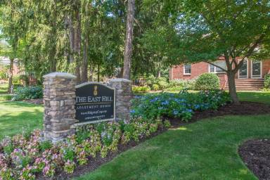 Main picture of 18 Engle St