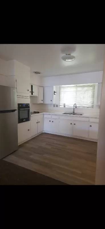 Main picture of 311 Palomas Dr NE