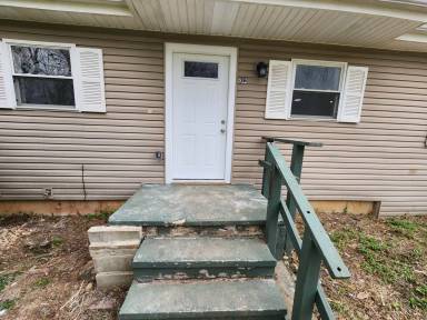 Main picture of 922 N Glenn Ave