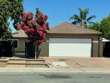 Main picture of 8134 Rouen Ct