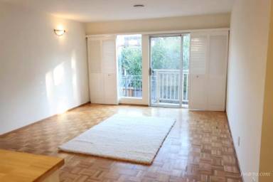 Main picture of 14 Laguna St