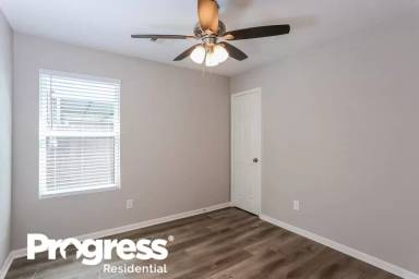 Main picture of 5202 El Tigre Ln