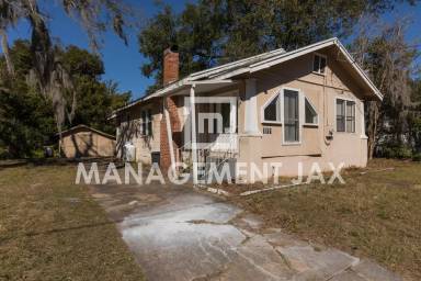 Main picture of 1011 Alderside St