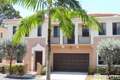 Main picture of 2408 Venetian Way