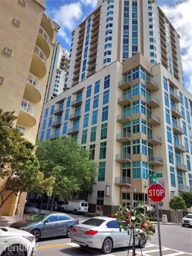 Main picture of Metropolis at Dadeland