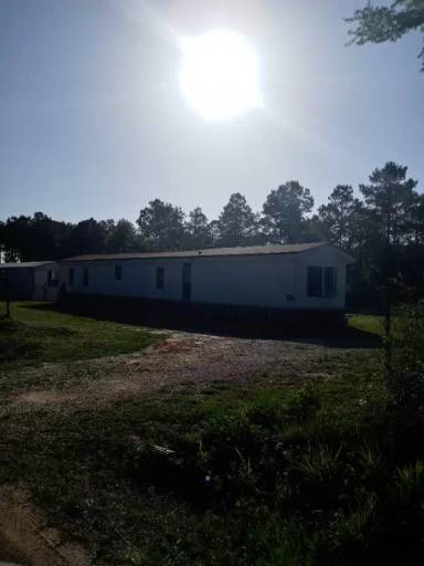 Main picture of 281 Nettles Cemetery Rd