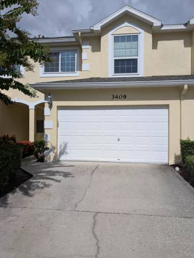 Main picture of 3409 Fox Hunt Dr