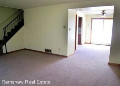 Main picture of 1004-1008 Crescent Dr Apartments