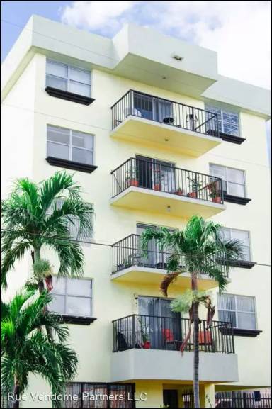 Main picture of 6960 Rue Vendome
