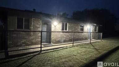 Main picture of 605 Sunset Ln