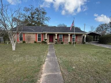 Main picture of 1041 Choctaw Bluff Rd