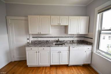 Main picture of 180 Falcon St