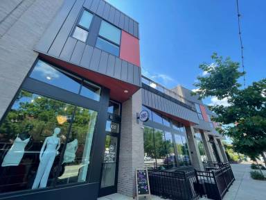 Main picture of 1424 Main St
