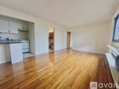 Main picture of 77 Trowbridge St