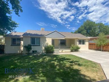 Main picture of 2525 E Valley View Ave