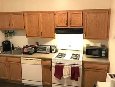 Main picture of 35 Cummings Rd