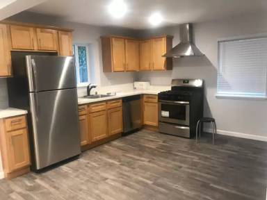 Main picture of 2710 Ritchie St