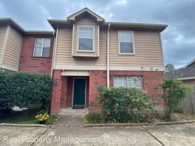 Main picture of 10007 Emerald Creek Dr
