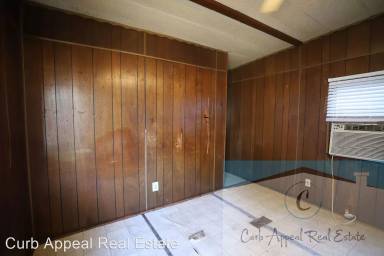 Main picture of 215 Pecan St