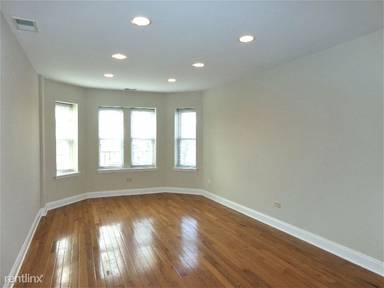 Main picture of 6501 N Claremont