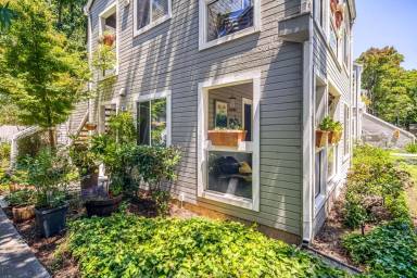 Main picture of 729 Portwalk Pl