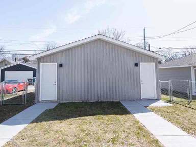 Main picture of 3006 Russell Ave N