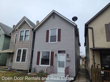 Main picture of 721 Walnut St