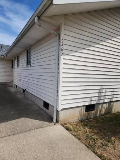 Main picture of 2262 Ironwood St