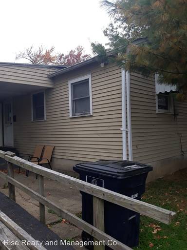 Main picture of 1016 N Pierce Ave