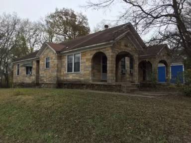 Main picture of 1101 College St