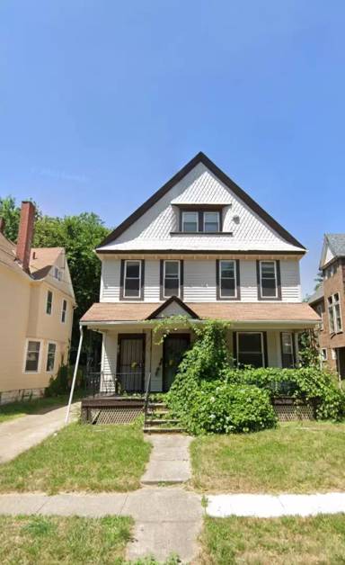 Main picture of 1416 E 85th St