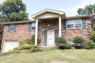 Main picture of 8911 Drake Parkway Rd