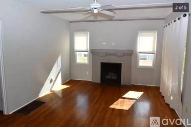 Main picture of 3252 Juniper St