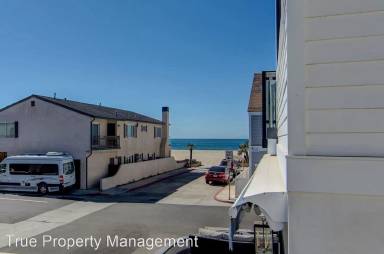 Main picture of 111 39th St