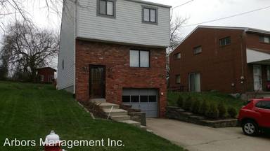 Main picture of 124 Malcolm Ave