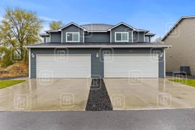 Main picture of 9615 E Nixon Ln