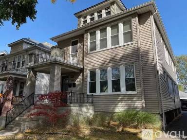 Main picture of 1312 Maryland St